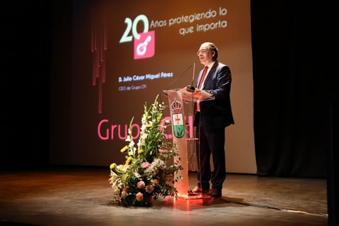 Do Julio César Miguel - 20 aniversario Grupo CFI