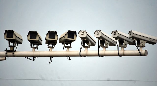 Sanción por videovigilancia en vestuario y sin legalizar | Grupocfi