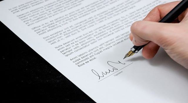 El contrato de acceso a datos por cuenta de terceros | Grupocfi