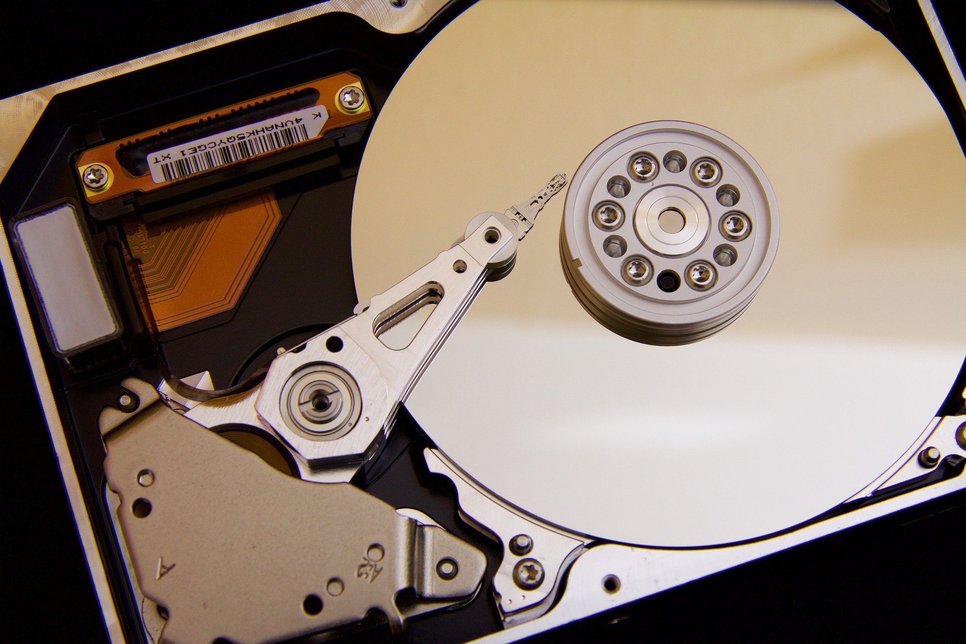 ¿Puede una entidad negarse a facilitar los datos a un interesado que ha ejercitado su derecho de acceso? | Grupocfi